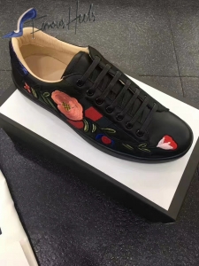 Gucci Shoes 004